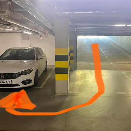 Apartament, Free Parking, Blisko Rynek-Dworzec Pkp-Pks, Sklepy ヴロツワフ エクステリア 写真