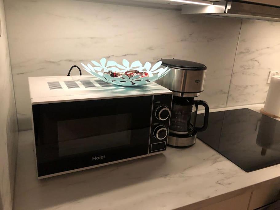 Apartament, Free Parking, Blisko Rynek-Dworzec Pkp-Pks, Sklepy ヴロツワフ エクステリア 写真