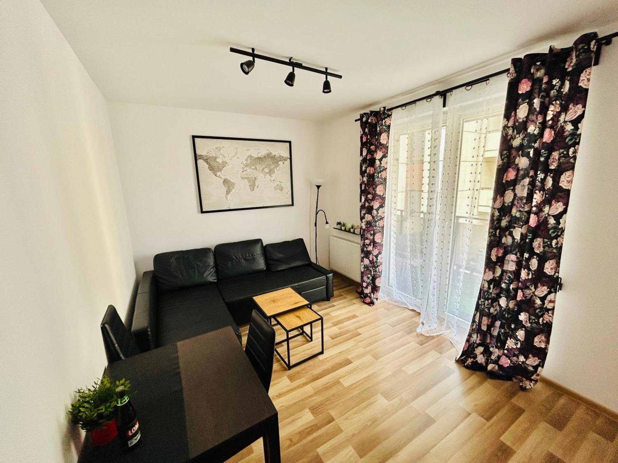 Apartament, Free Parking, Blisko Rynek-Dworzec Pkp-Pks, Sklepy ヴロツワフ エクステリア 写真