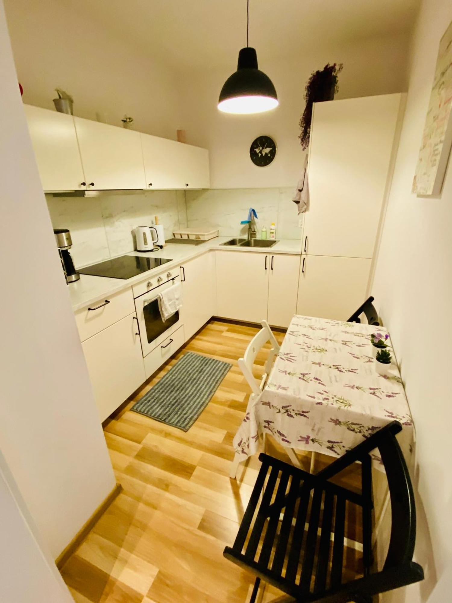 Apartament, Free Parking, Blisko Rynek-Dworzec Pkp-Pks, Sklepy ヴロツワフ エクステリア 写真